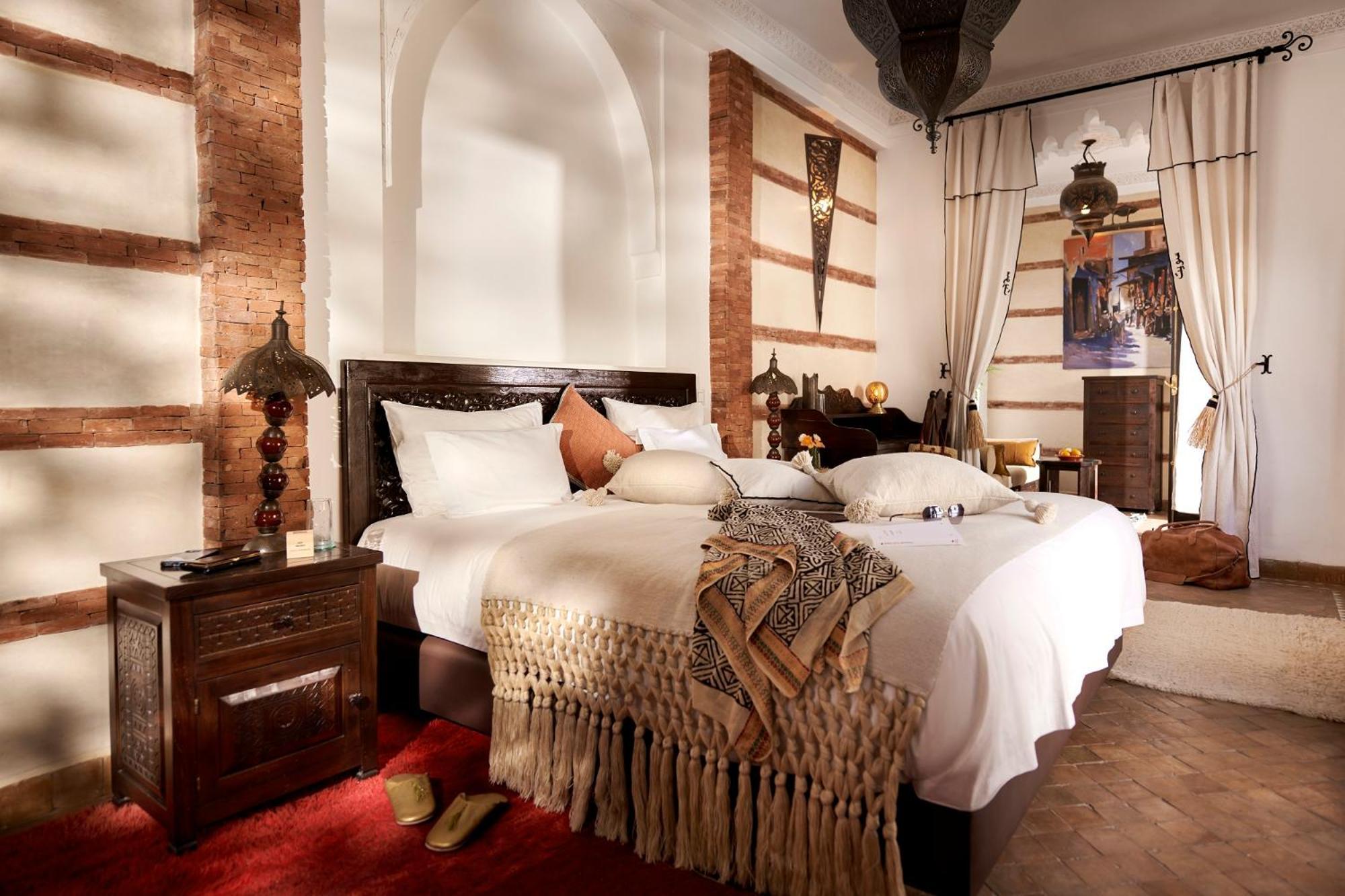 Riad Dar Amanza En Exclusivite Avec 4 Chambres Au Coeur De La Medina Marrakesh Exteriör bild